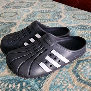 Adidas Adilette M7 / W8 Black and White Slip-On Sandals